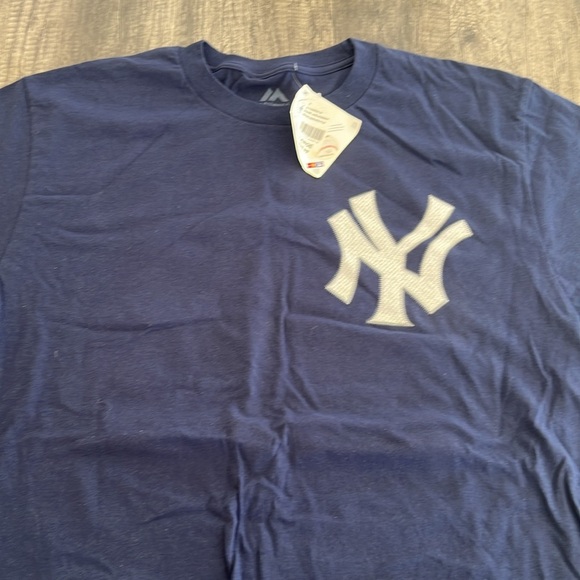Yankees Torres 25 tshirt - Picture 2 of 3